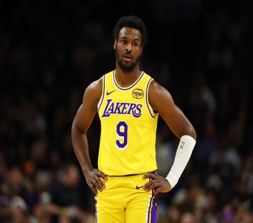 梅西与布冯,赛后深情互,赠球衣,世界杯转播,2026世界杯直播,转播频道,赛事推荐,观看指南